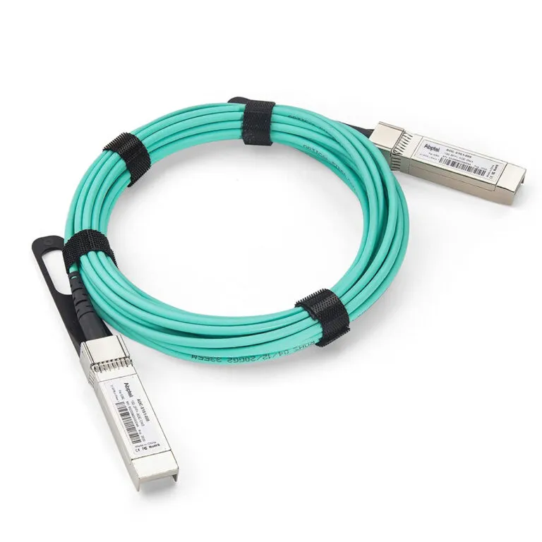 10G SFP+からSFPへのアクティブ光ケーブルは、SFP+コネクタを備えた直接接続ファイバーアセンブリです。