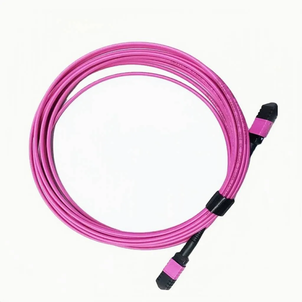 Cavo trunk MTP MPO OM12 4F polarità B LSZH per data center 40G 100G 02